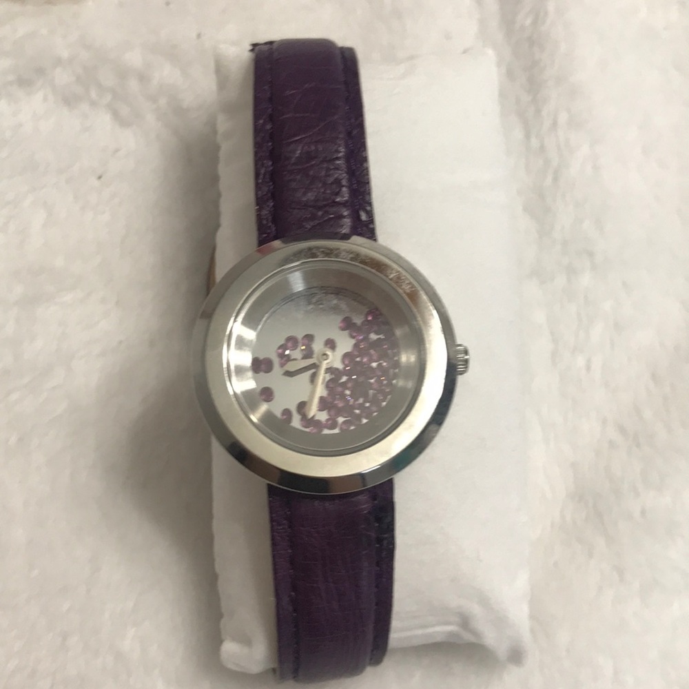 Andre Gironde purple watch